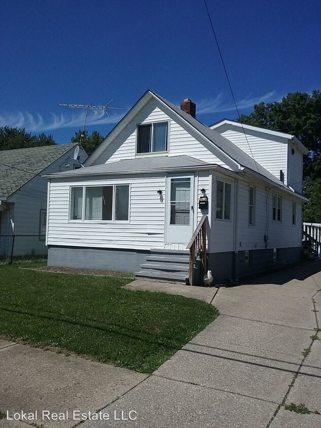 Primary Photo - 3 br, 1 bath House - 12440 Carrington Ave