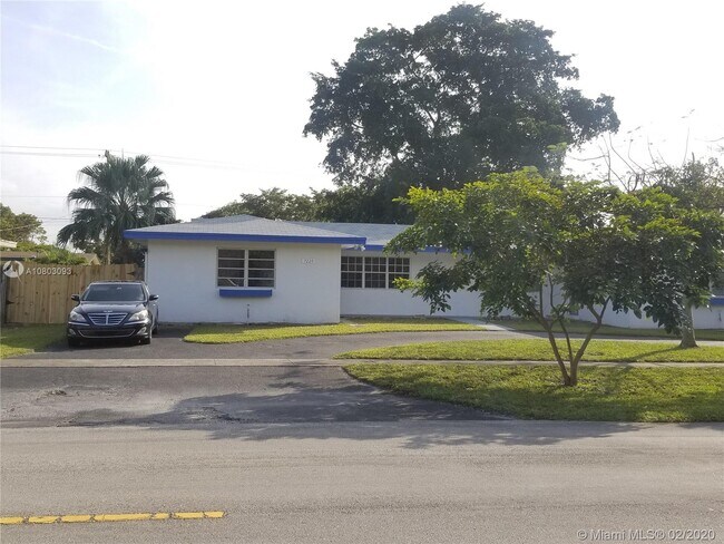 Building Photo - 7220 NW 16th St