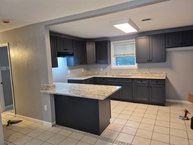 Building Photo - 3110 College St