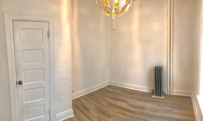 Photo - Spacious 1 Bed 1 Bath Denver Apartment in Capitol Hill! Available August!