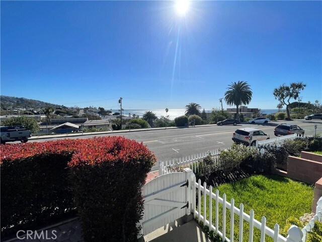 Foto principal - 206 Cliff Dr