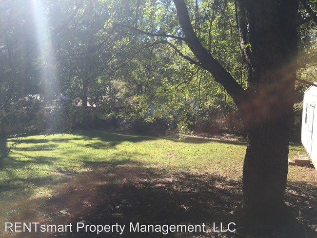 Foto del edificio - 3 br, 1 bath House - 5024 Eton Drive