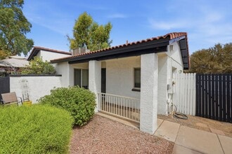 Building Photo - 14837 N 25th Dr