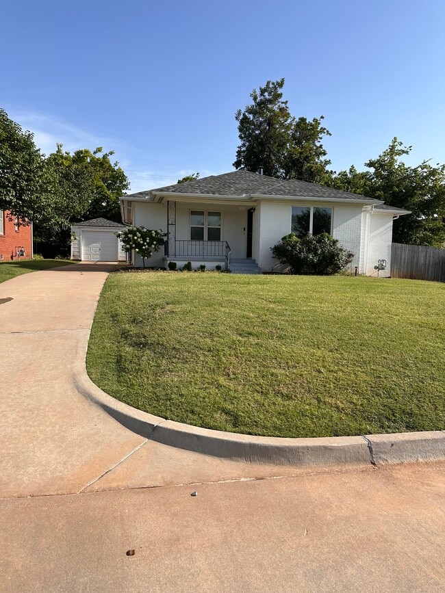 Building Photo - 708 NW 51st St
