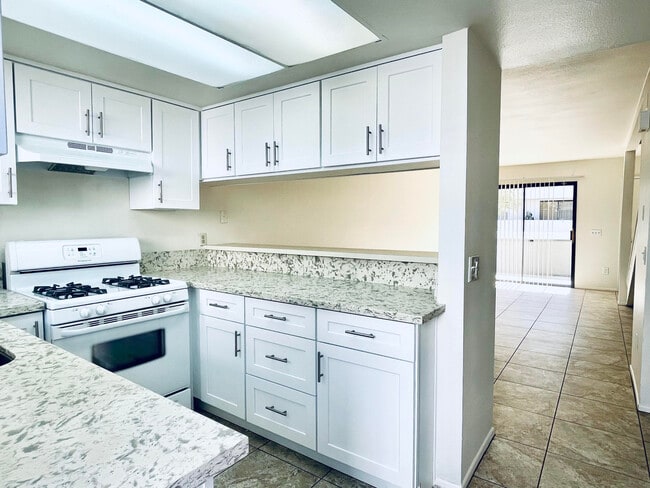 Building Photo - 69603 Heather Way