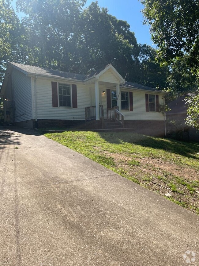 Building Photo - 529 Aspen Dr
