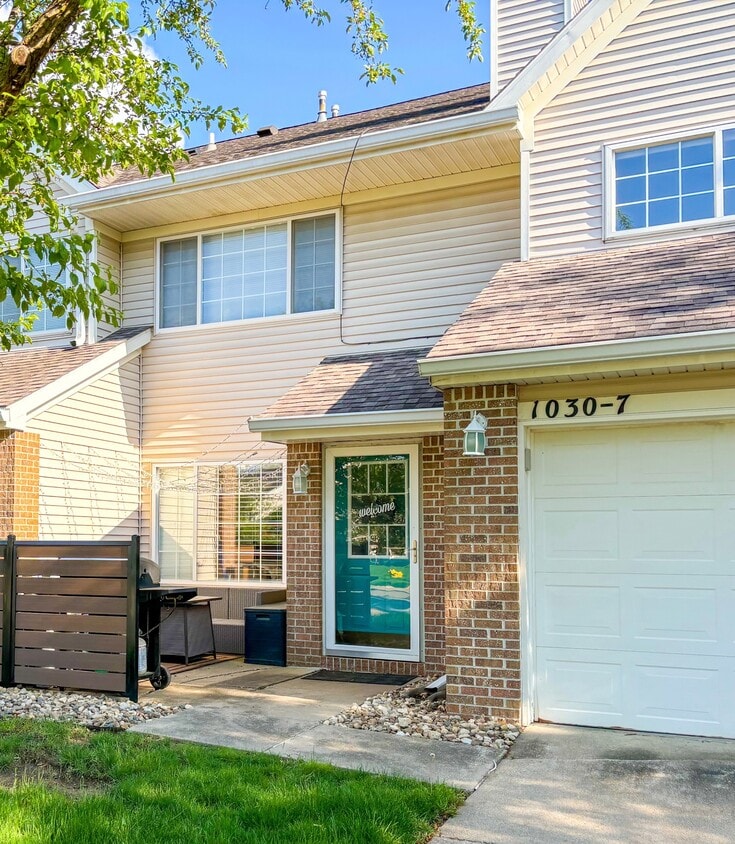 Foto principal - 1030 68th St