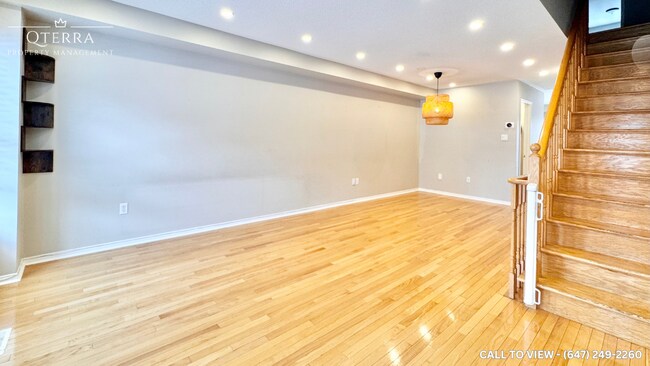 Photo du bâtiment - 55 Weston Rd