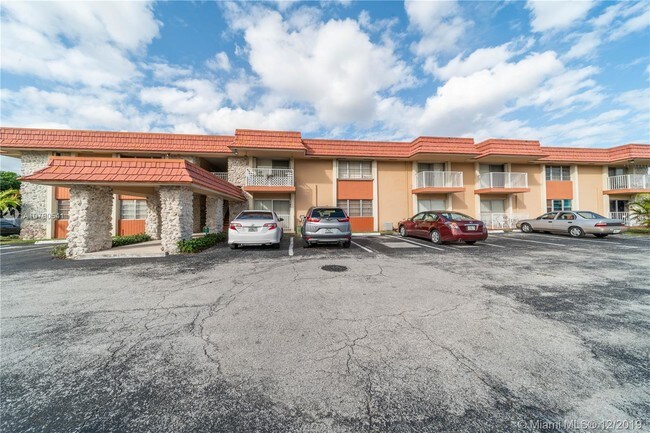 Building Photo - 7711 SW 56th St