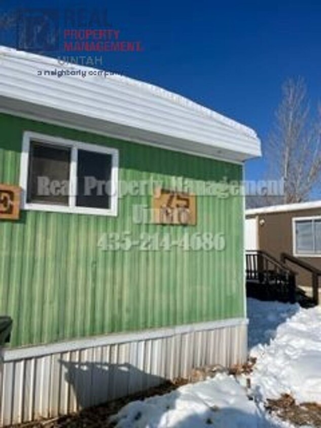 Primary Photo - Myton Trailer Home $300 OFF FIRST MONTH'S ...