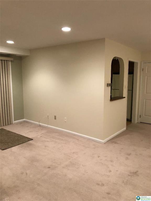 Foto del edificio - 897 Cold Spring Rd