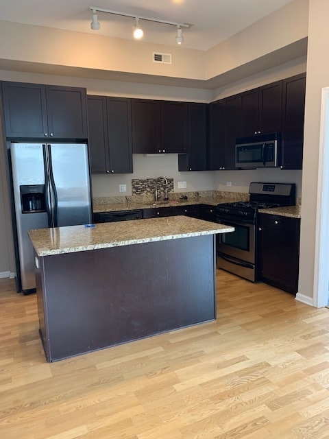 Foto del edificio - 1464 S Michigan Ave