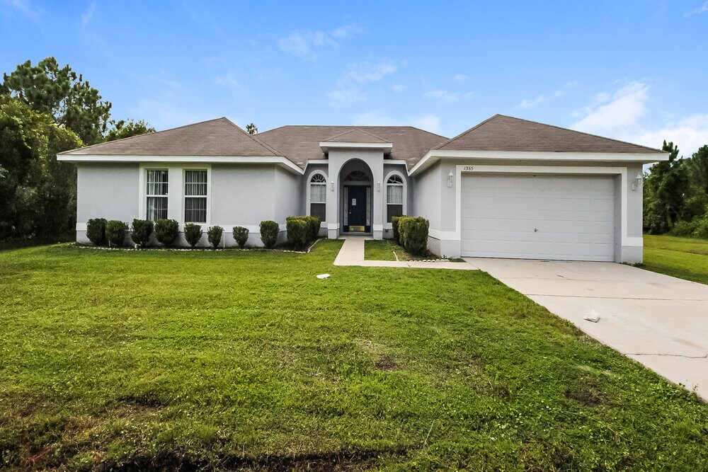 Foto principal - 1365 Dunbarton Ct