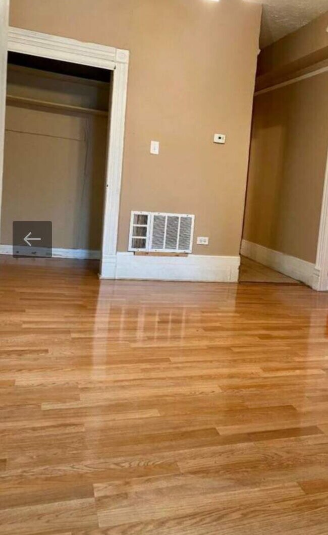 Foto del edificio - 5918 S Calumet Ave