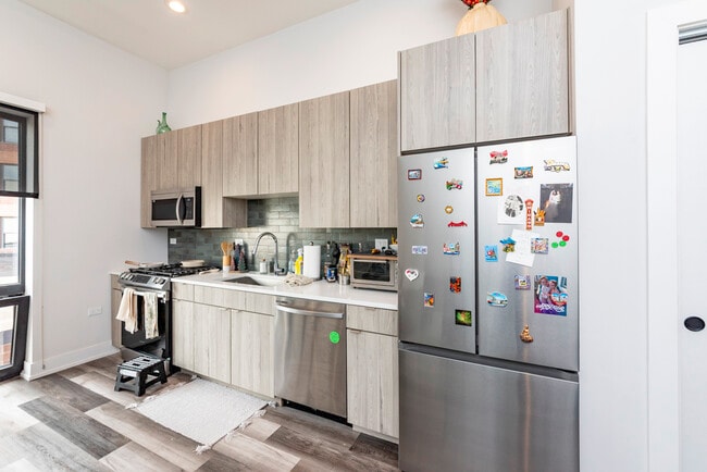 Foto del edificio - 2317 N Clark St