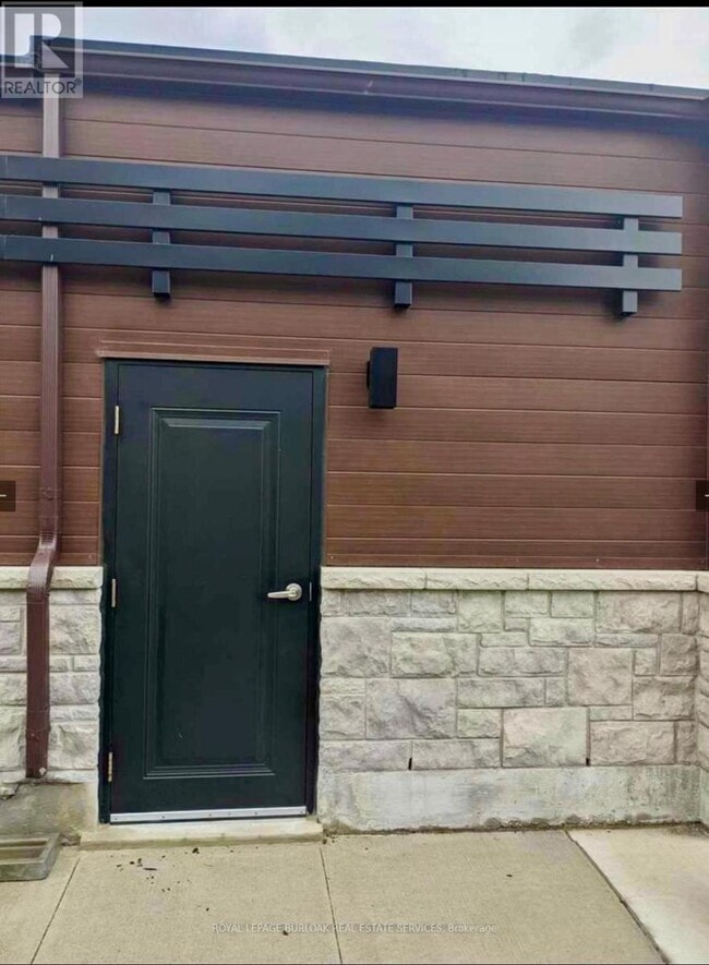 Photo du bâtiment - 2393 Bronte Rd