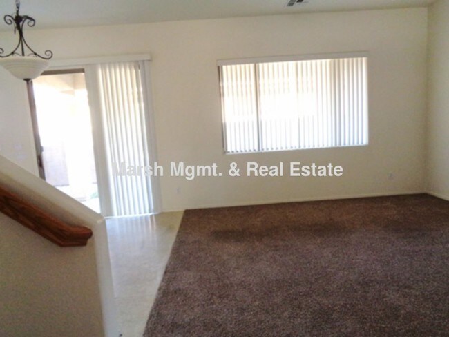 Building Photo - 2020 W Olive Way