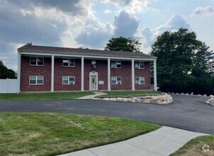 Building Photo - 1077 Pontiac Ave