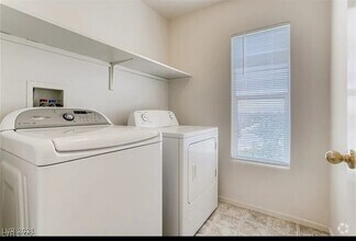 Building Photo - 8973 Quintessa Cove St