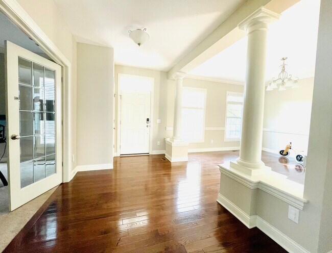 Building Photo - 5107 Butterworth Green Dr