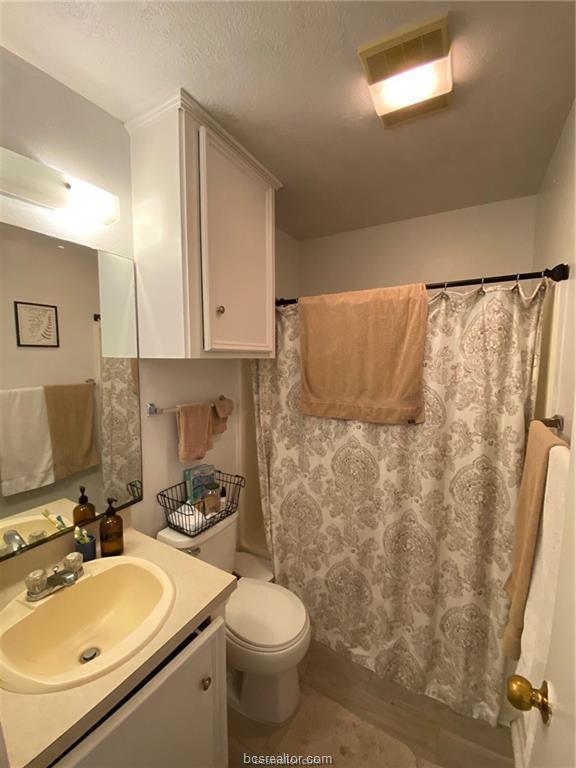 Building Photo - 903 Azalea Ct