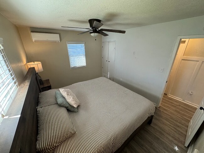 Foto del edificio - 1915 W 36th St