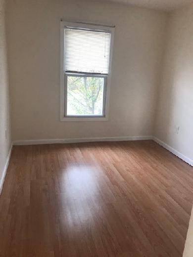 Building Photo - 2 Bedroom Apartment for Rent