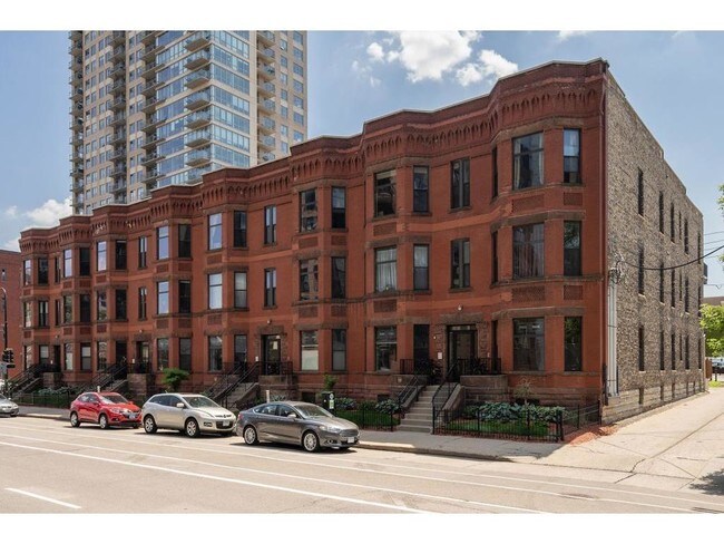 Building Photo - 523 S 9th St