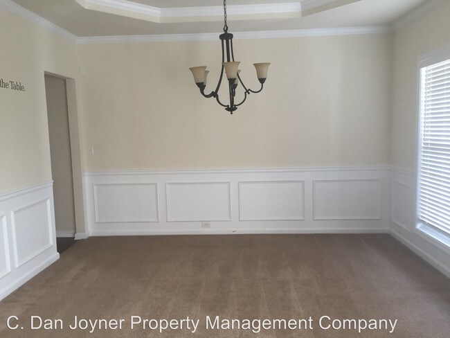 Building Photo - 4 br, 2.5 bath House - 208 Morning Tide Dr