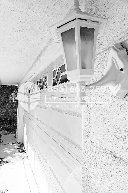Building Photo - 2108 El Arbolita Dr