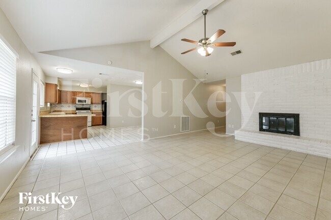 Foto del edificio - 22234 Waynegate Dr