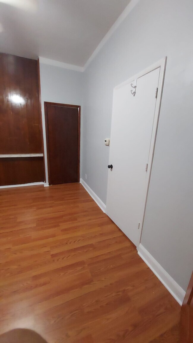Foto del edificio - 256 Bowers St