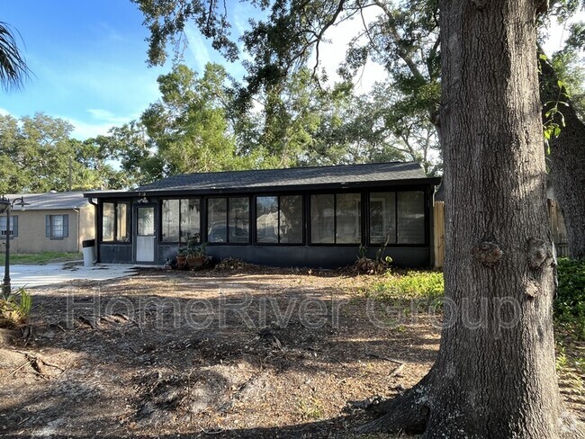 Building Photo - 4715 W Knights Ave