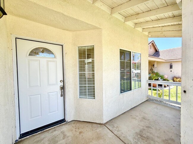 Building Photo - Inviting 4 Bedroom 2 Bathroom Menifee Home with Spacious Backyard & 2 Covered Patios