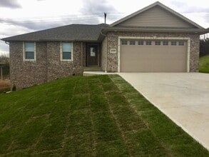 Building Photo - 4039 Westminister Dr