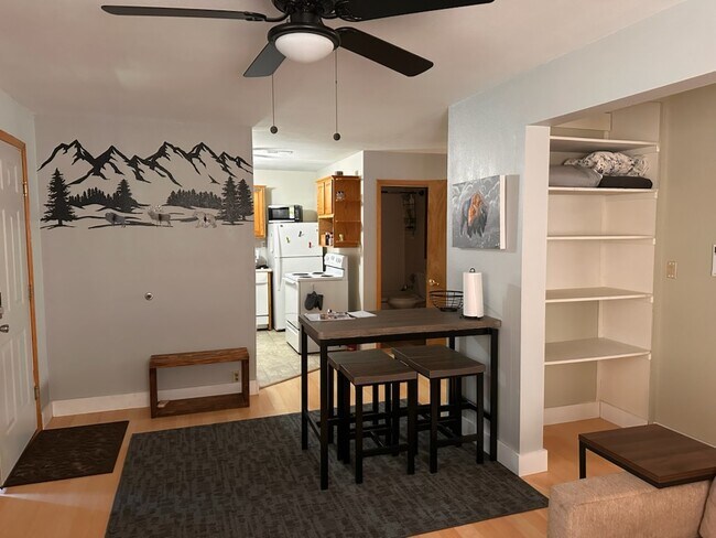 Foto del edificio - 512 Ryan St