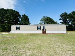 Building Photo - 134 Blissful Ct