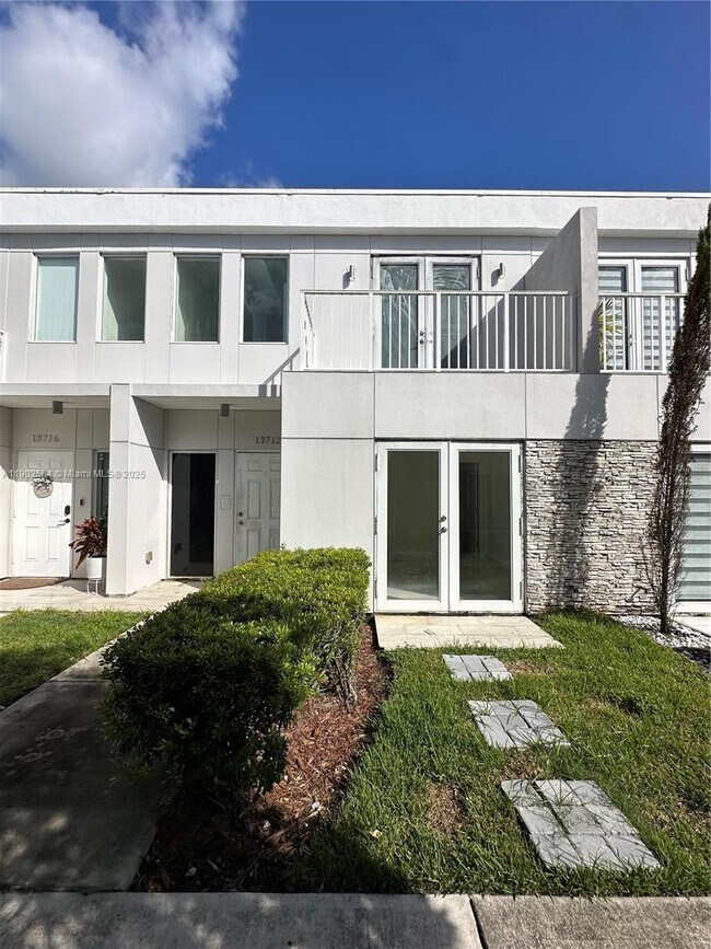 Building Photo - 13712 SW 259th St
