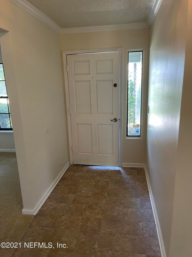 Foto del edificio - 10343 Huntington Forest Blvd E