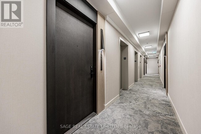 Building Photo - 20 Soudan Ave