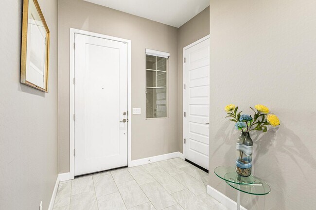 Foto del edificio - 7611 E Camino Vivaz