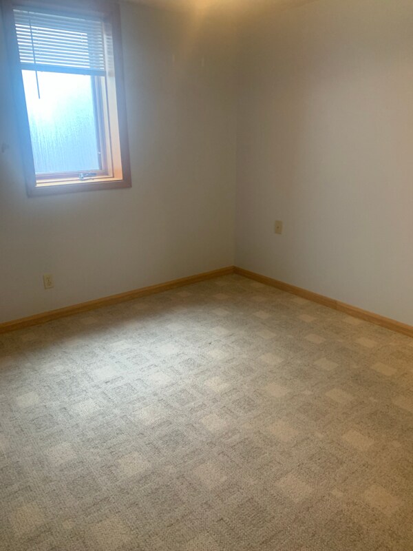 Foto del edificio - 10472 Valley Forge Ln N