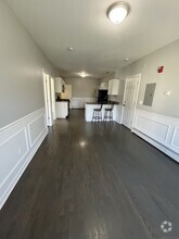 Building Photo - 410 S Main St