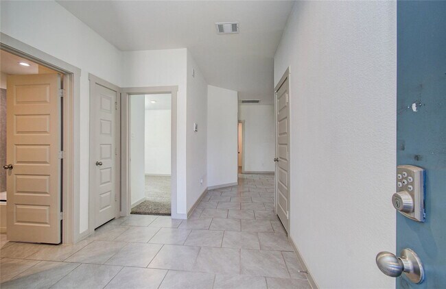 Foto del edificio - Natchez Trace, Fresno, TX 77545 - 4 BR 2 BA single-family home