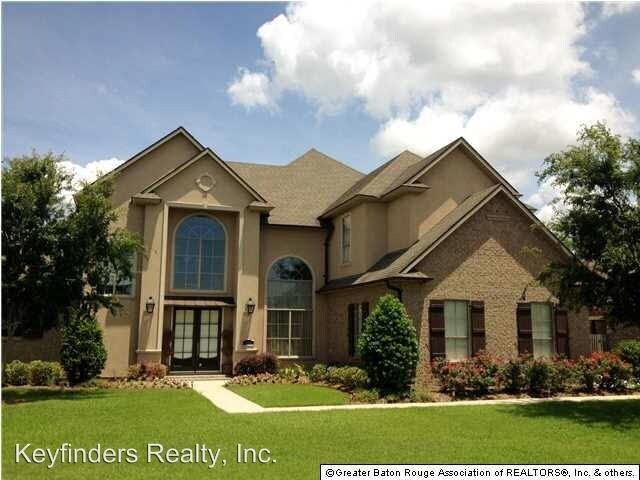 Primary Photo - 5 br, 3.5 bath House - 112 Rosebud Dr.