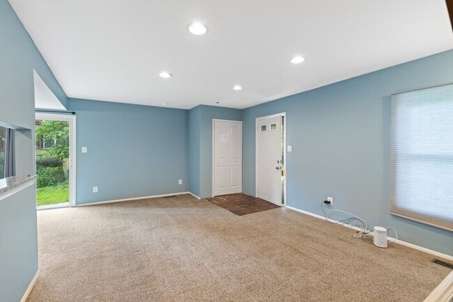 Foto del edificio - 43 Woodenbridge Ct