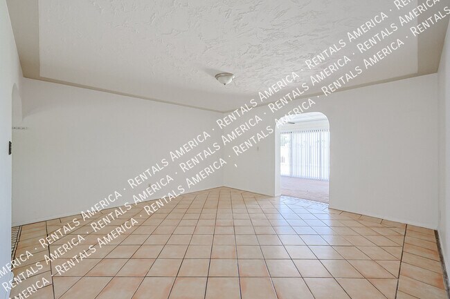 Foto del edificio - 2114 West Myrtle Ave