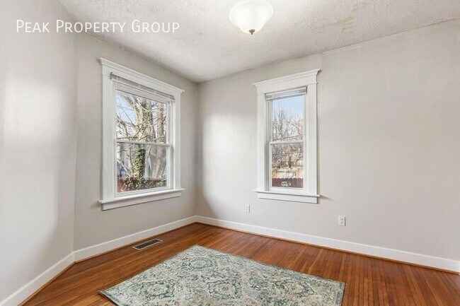 Building Photo - 204 Chittenden Ave