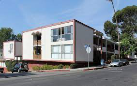 Building Photo - 2157 Vine St