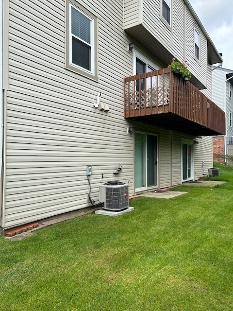 Building Photo - 115 Villa Dr